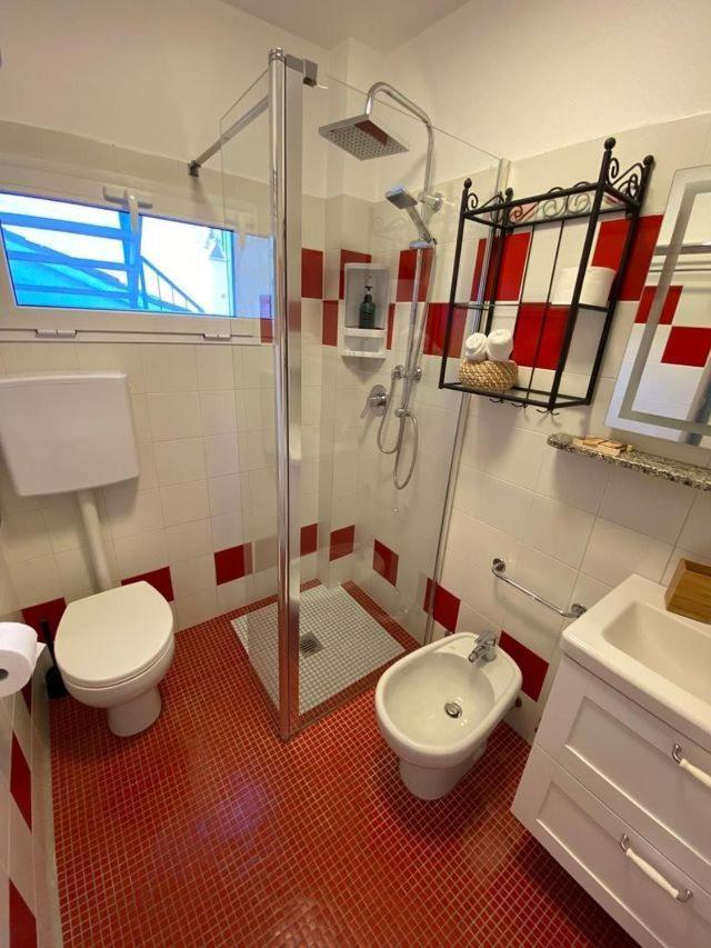 Zimmer Camere Sirolo Bilik gambar